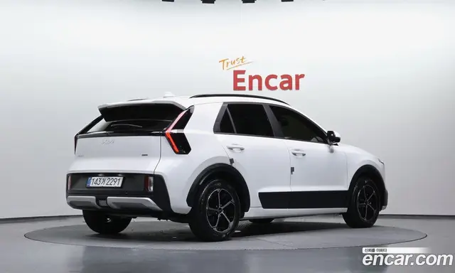Kia Niro 2026 1.6 автомат (гидро), миниатюра 1