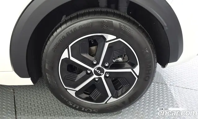 Kia Niro 2026 1.6 автомат (гидро), миниатюра 6