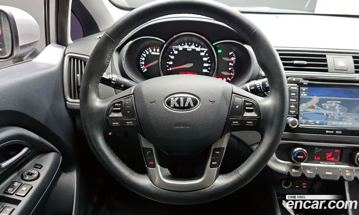 Kia Pride 2016 1.6 автомат (гидро), фото 12