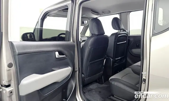 Kia Ray 2021 1.0 автомат (гидро), миниатюра 11