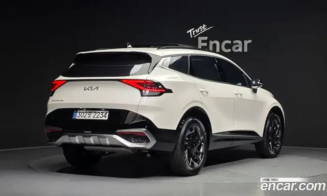 Kia Sportage 2022 1.6 автомат (гидро), миниатюра 2