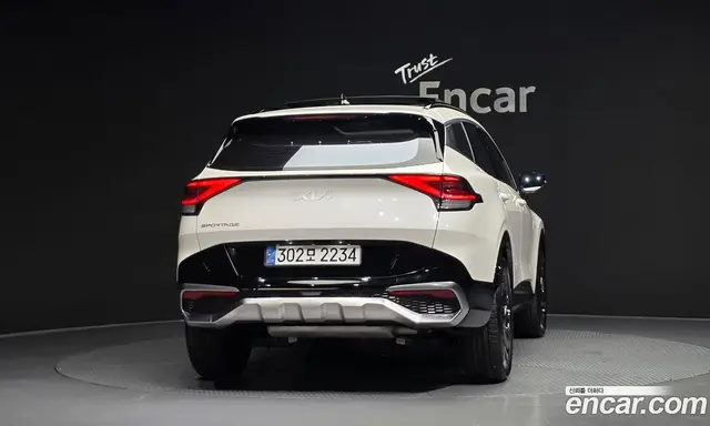 Kia Sportage 2022 1.6 автомат (гидро), миниатюра 4