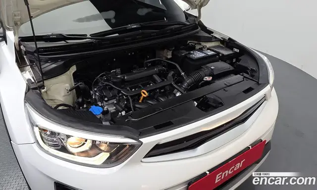 Kia Stonic 2019 1.4 автомат (гидро), миниатюра 6