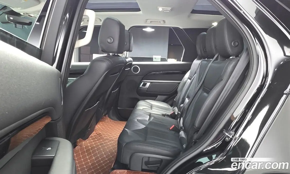 Land Rover Discovery 2019 3.0 автомат (гидро), фото 16