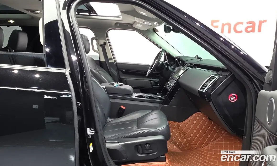 Land Rover Discovery 2019 3.0 автомат (гидро), фото 17