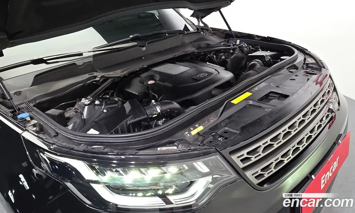 Land Rover Discovery 2019 3.0 автомат (гидро), фото 6