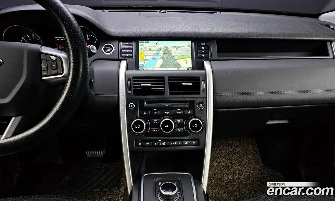 Land Rover Discovery Sport 2015 2.0 автомат (гидро), фото 13