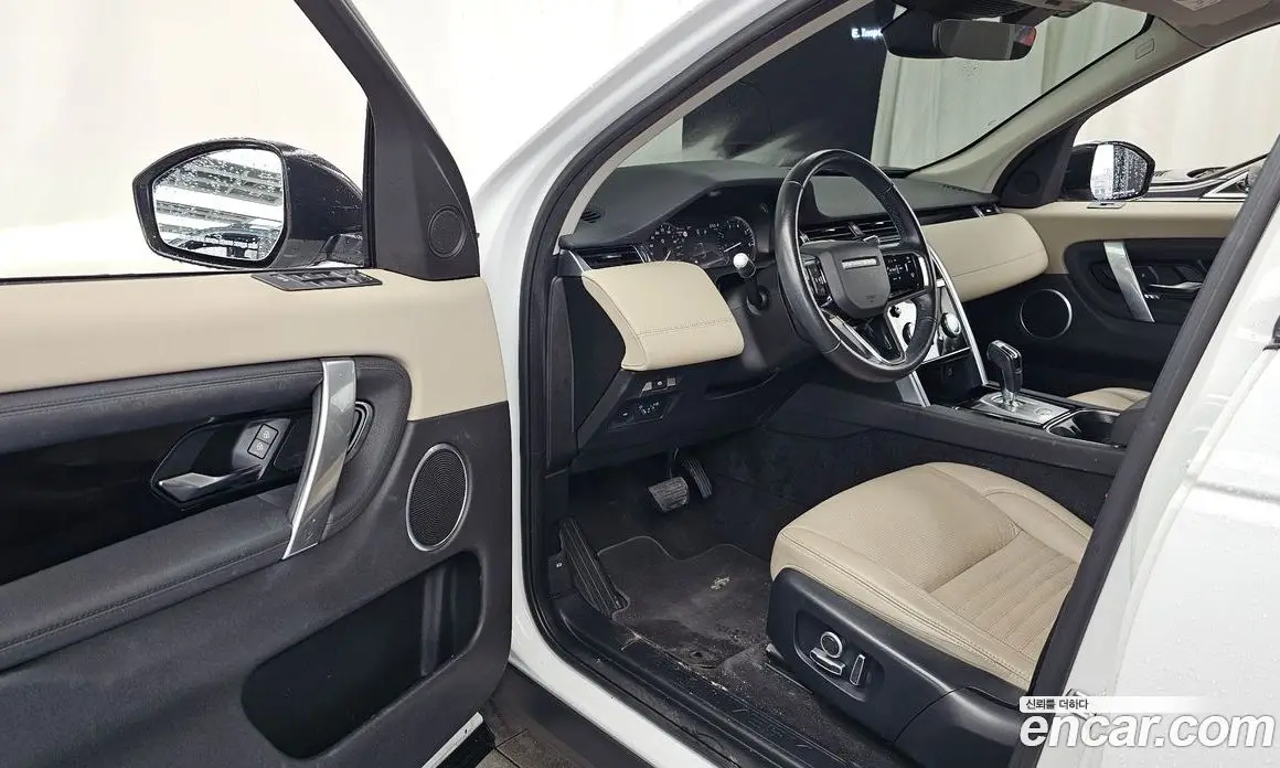 Land Rover Discovery Sport 2021 2.0 автомат (гидро), фото 13