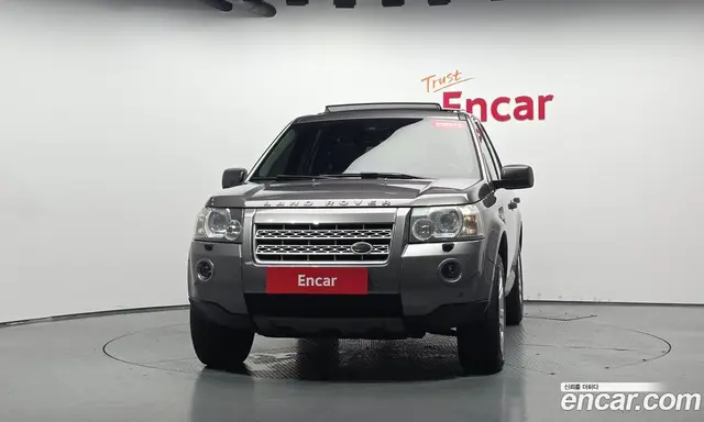 Land Rover Freelander 2009 2.2 автомат (гидро), миниатюра 2
