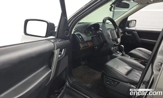 Land Rover Freelander 2009 2.2 автомат (гидро), миниатюра 12
