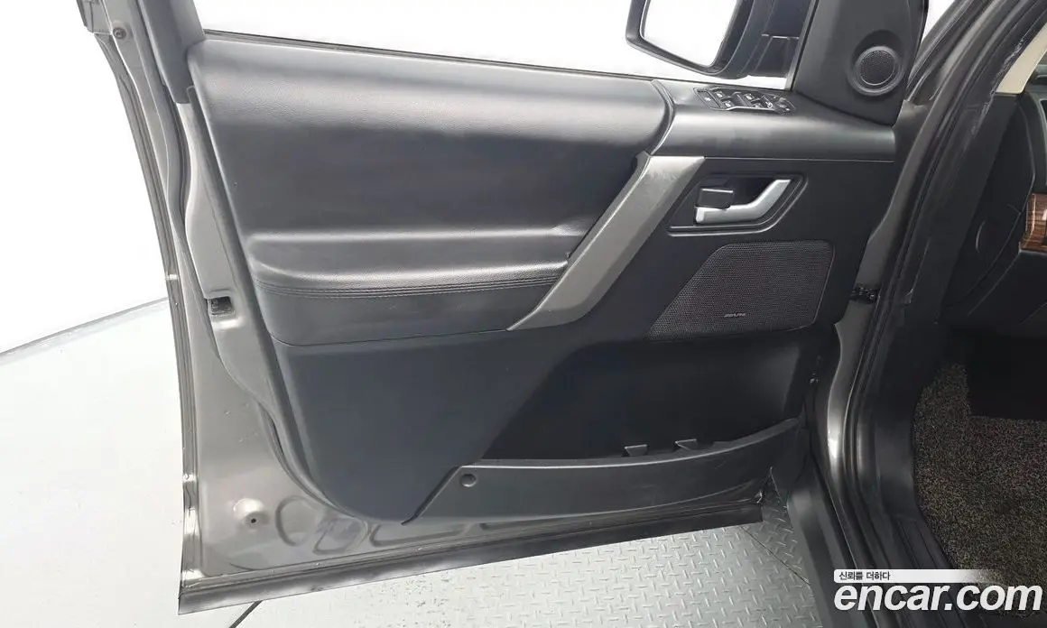 Land Rover Freelander 2009 2.2 автомат (гидро), фото 13