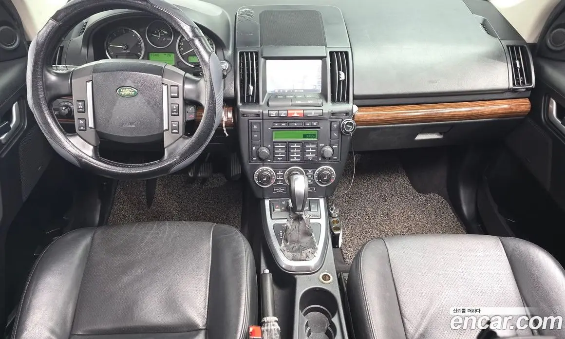 Land Rover Freelander 2009 2.2 автомат (гидро), фото 9