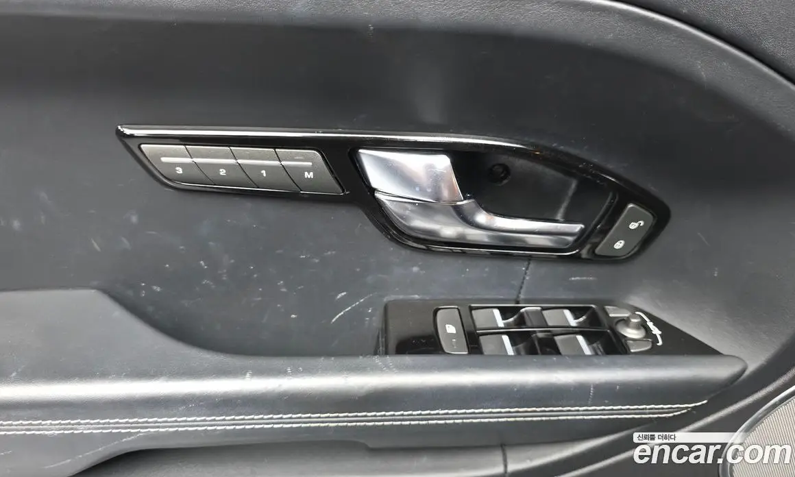 Land Rover Range Rover Evoque 2013 2.0 автомат (гидро), фото 18