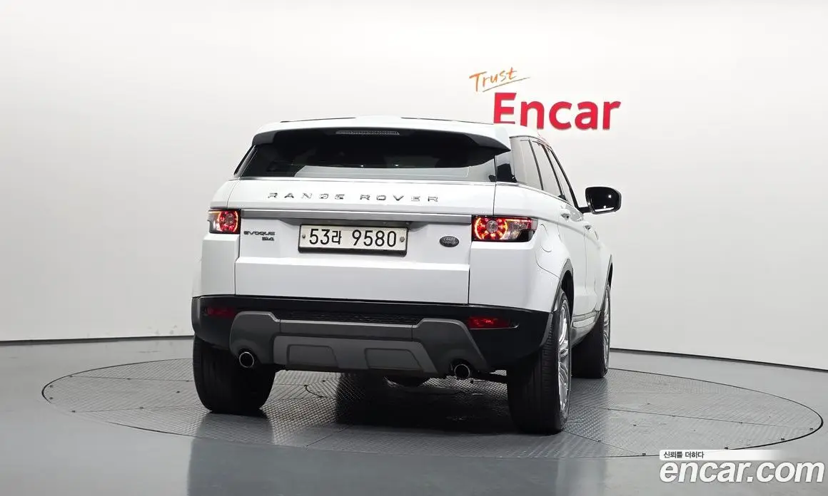 Land Rover Range Rover Evoque 2013 2.0 автомат (гидро), фото 4