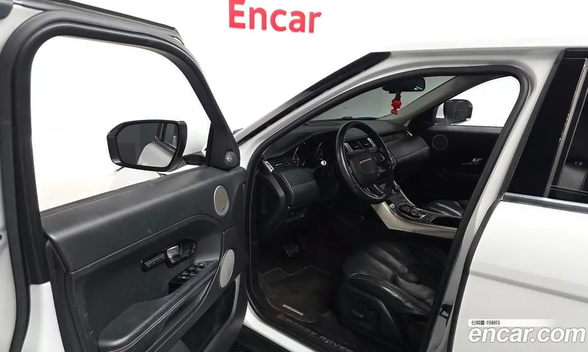 Land Rover Range Rover Evoque 2013 2.0 автомат (гидро), фото 10