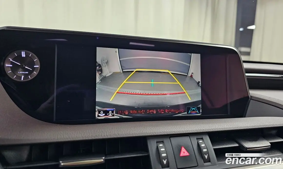 Lexus ES 2021 2.5 автомат (гидро), фото 19