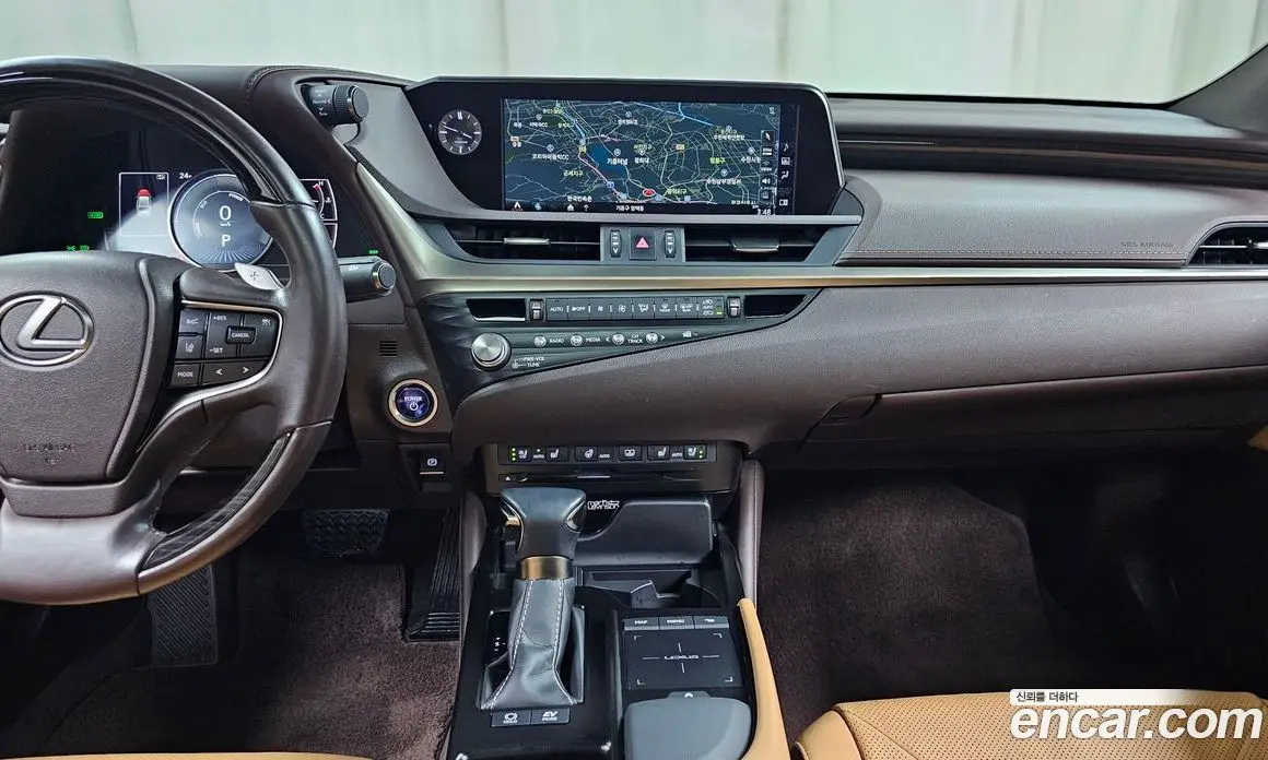 Lexus ES 2021 2.5 автомат (гидро), фото 24