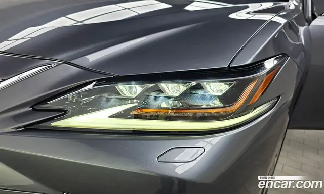 Lexus ES 2021 2.5 автомат (гидро), миниатюра 7