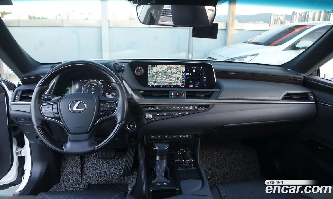 Lexus ES 2021 2.5 автомат (гидро), фото 7