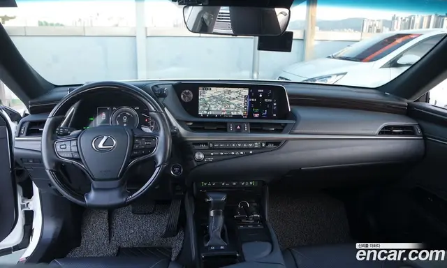 Lexus ES 2021 2.5 автомат (гидро), миниатюра 7