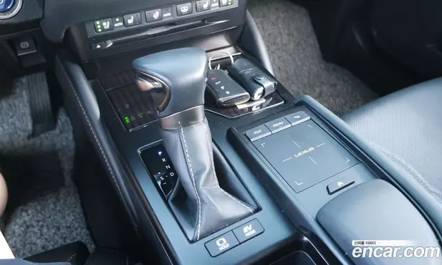 Lexus ES 2021 2.5 автомат (гидро), миниатюра 9