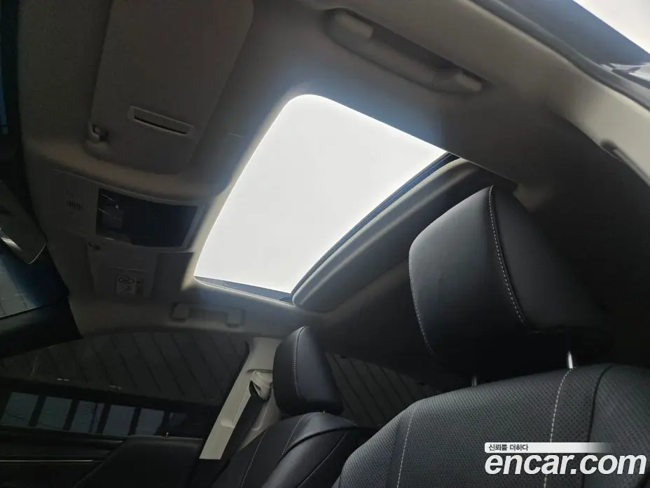 Lexus ES 2024 2.5 автомат (гидро), фото 13