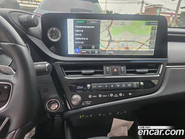 Lexus ES 2024 2.5 автомат (гидро), миниатюра 6