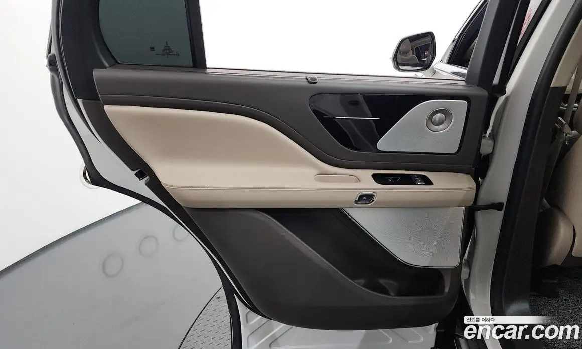 Lincoln Aviator 2023 3.0 автомат (гидро), фото 15