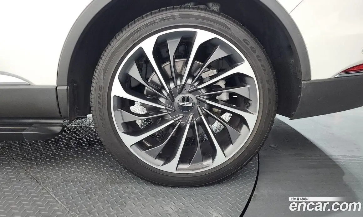 Lincoln Aviator 2023 3.0 автомат (гидро), фото 7
