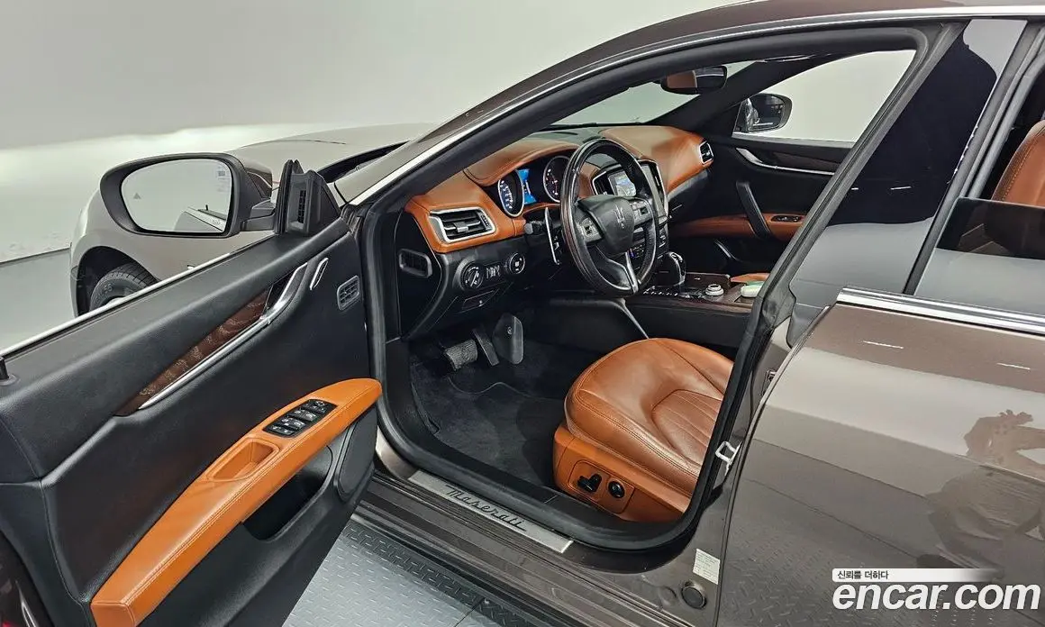 Maserati Ghibli 2018 3.0 автомат (гидро), фото 12