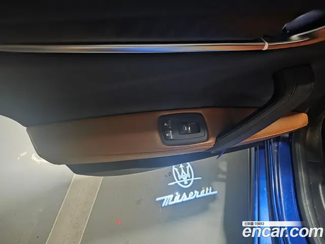 Maserati Ghibli 2018 3.0 автомат (гидро), миниатюра 12