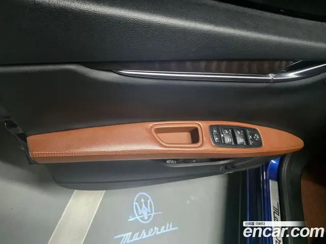 Maserati Ghibli 2018 3.0 автомат (гидро), миниатюра 10
