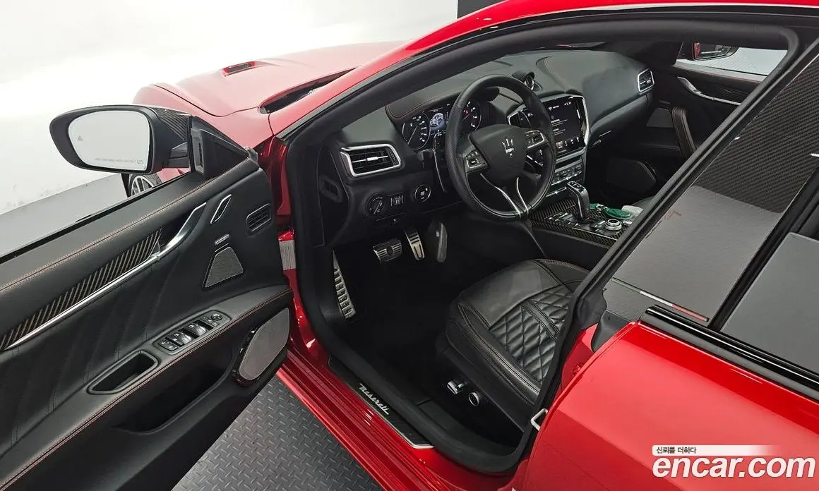 Maserati Ghibli 2021 3.8 автомат (гидро), фото 17