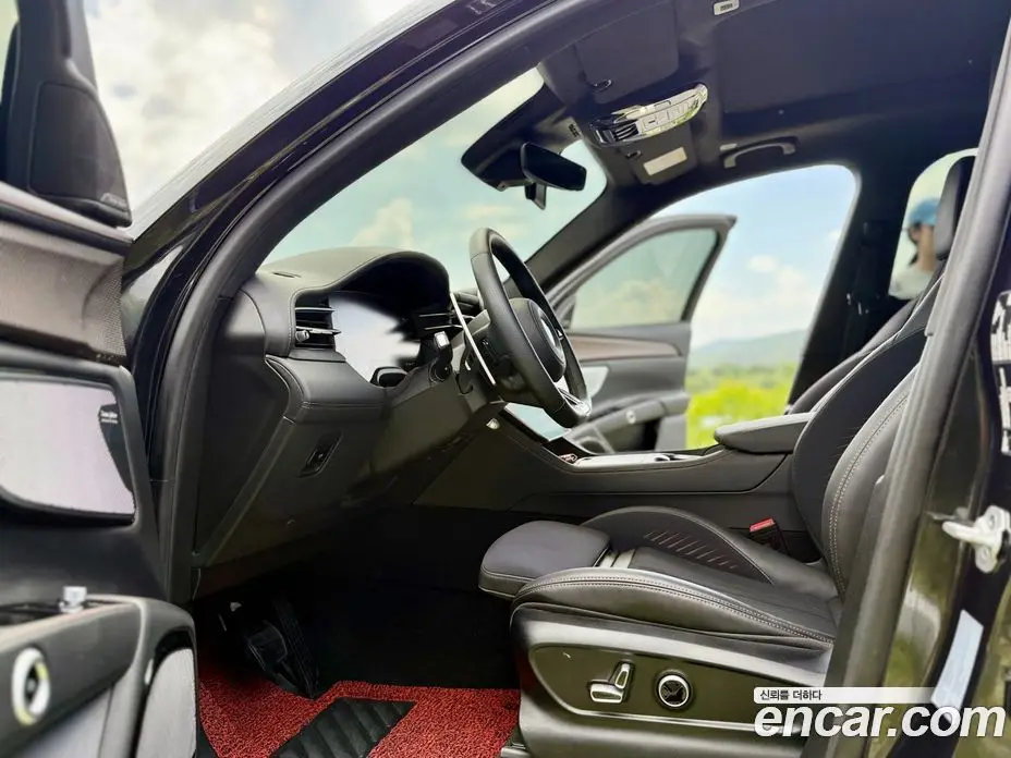 Maserati Grecale 2025 0.3 автомат (гидро), фото 10