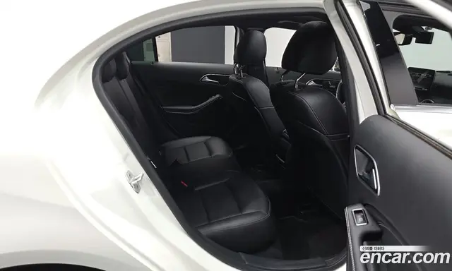 Mercedes-Benz A-Class 2016 1.6 автомат (гидро), миниатюра 12