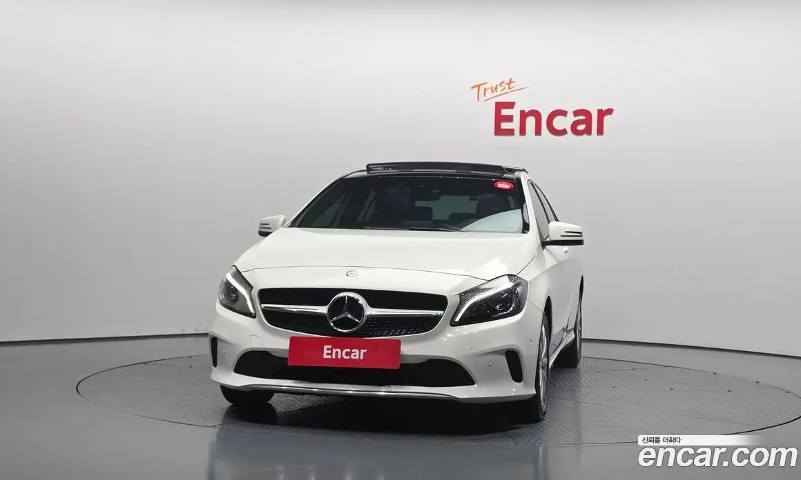 Mercedes-Benz A-Class 2016 1.6 автомат (гидро), фото 3