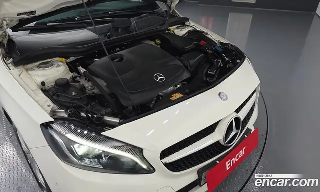 Mercedes-Benz A-Class 2016 1.6 автомат (гидро), миниатюра 6
