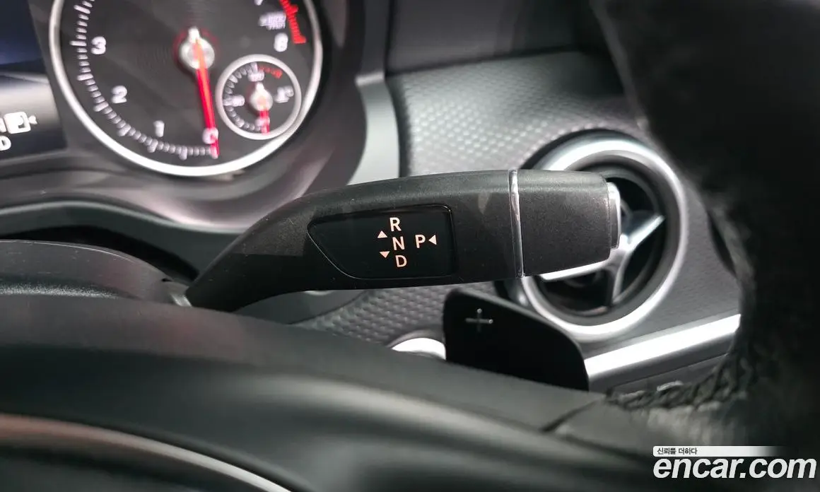 Mercedes-Benz A-Class 2016 1.6 автомат (гидро), фото 9