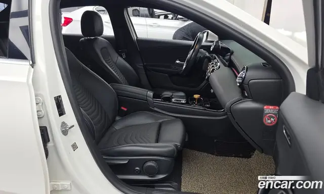 Mercedes-Benz A-Class 2020 2.0 автомат (гидро), миниатюра 11