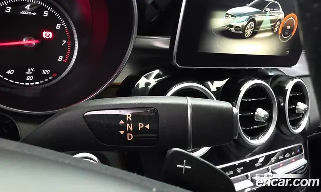 Mercedes-Benz C-Class 2017 2.0 автомат (гидро), миниатюра 9