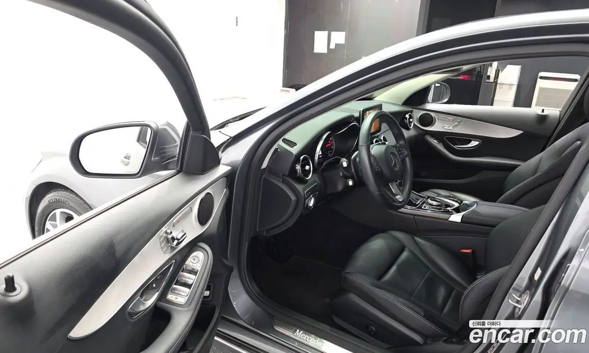 Mercedes-Benz C-Class 2017 2.0 автомат (гидро), фото 10