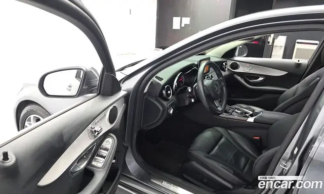 Mercedes-Benz C-Class 2017 2.0 автомат (гидро), миниатюра 10