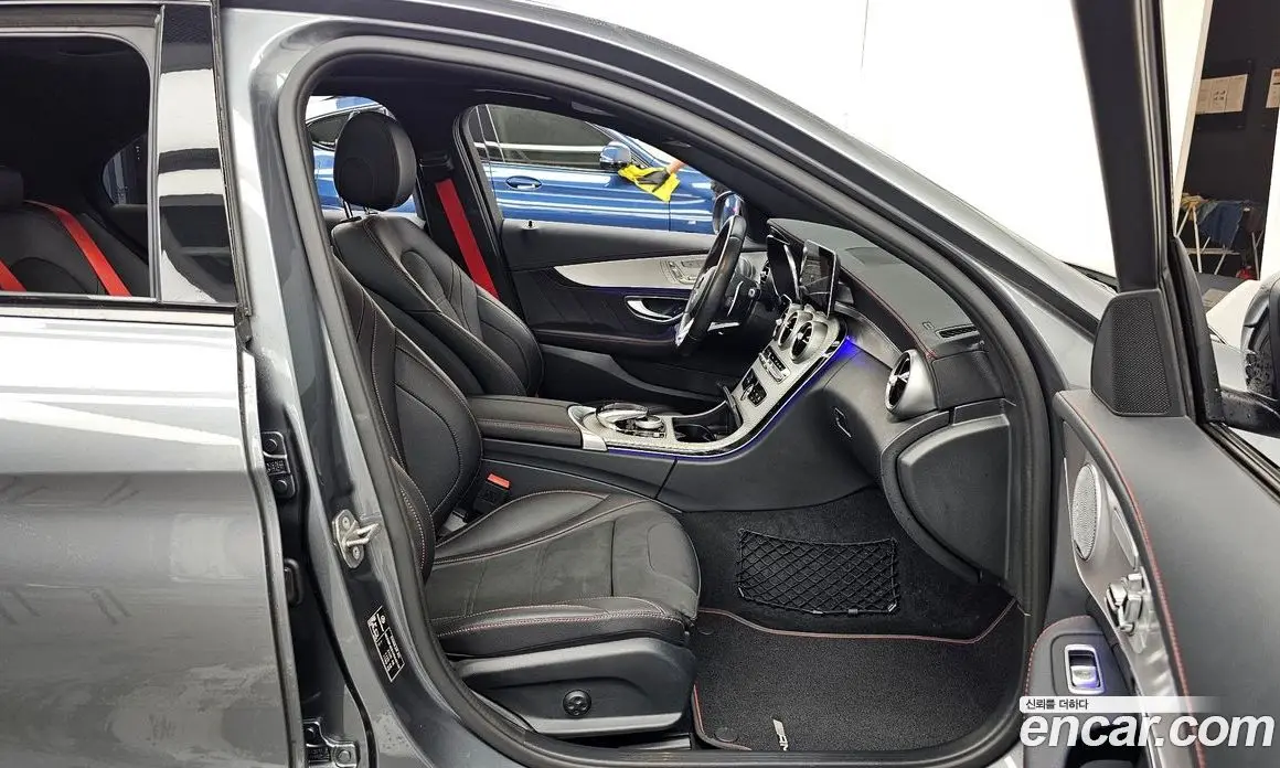 Mercedes-Benz C-Class 2019 3.0 автомат (гидро), фото 17