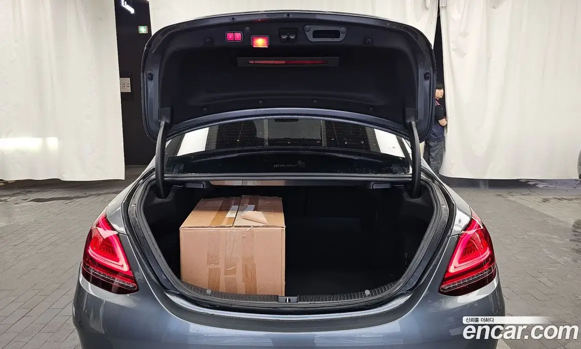 Mercedes-Benz C-Class 2019 3.0 автомат (гидро), фото 26