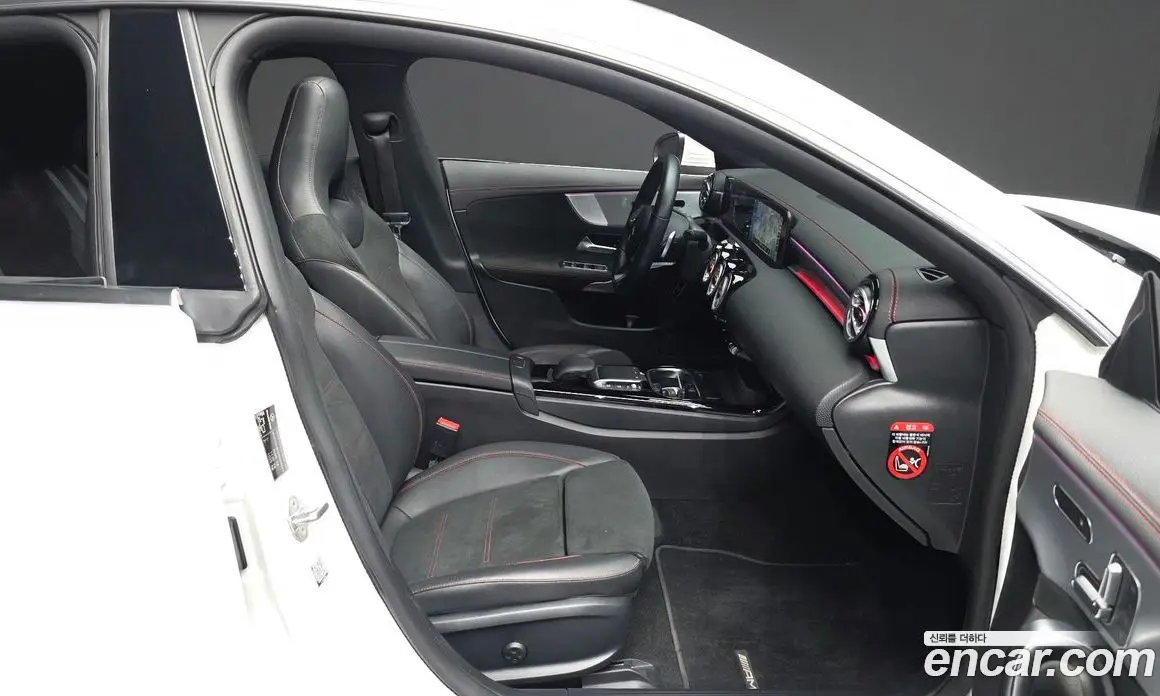 Mercedes-Benz CLA-Class 2022 2.0 автомат (гидро), фото 11