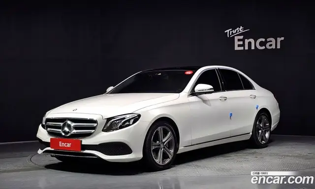 Mercedes-Benz E-Class 2016 2.0 автомат (гидро), миниатюра 1