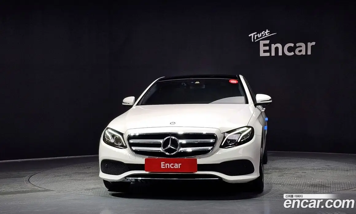 Mercedes-Benz E-Class 2016 2.0 автомат (гидро), фото 3