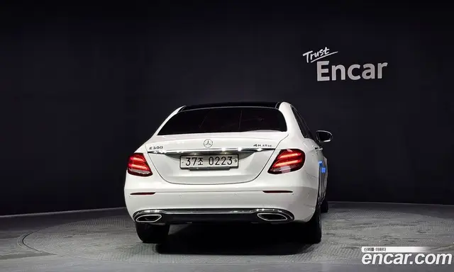 Mercedes-Benz E-Class 2016 2.0 автомат (гидро), миниатюра 4