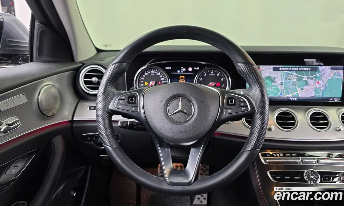 Mercedes-Benz E-Class 2017 2.0 автомат (гидро), фото 12