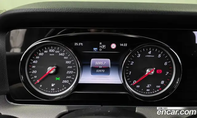 Mercedes-Benz E-Class 2017 2.0 автомат (гидро), миниатюра 8